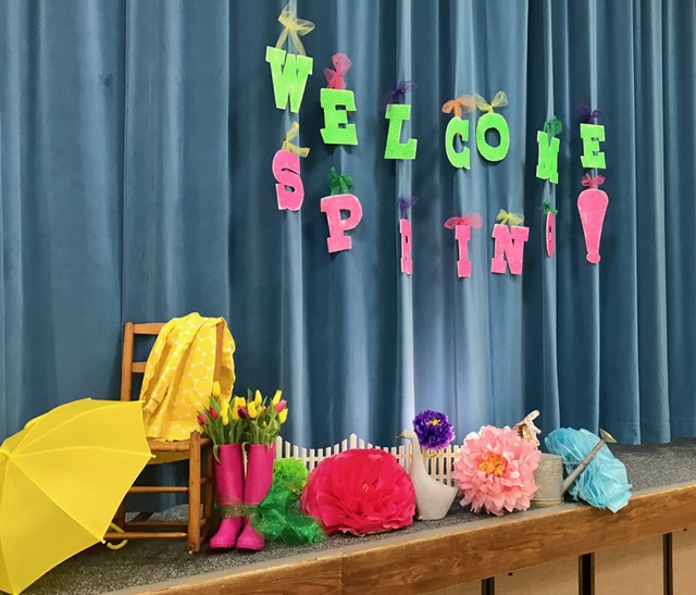 What a fun way to celebrate a Spring gathering! Look at the great tissue flowers! I love the centerpieces! So bright and colorful! A fun way to celebrate Relief Society Birthdays, or any other occasion for that matter!