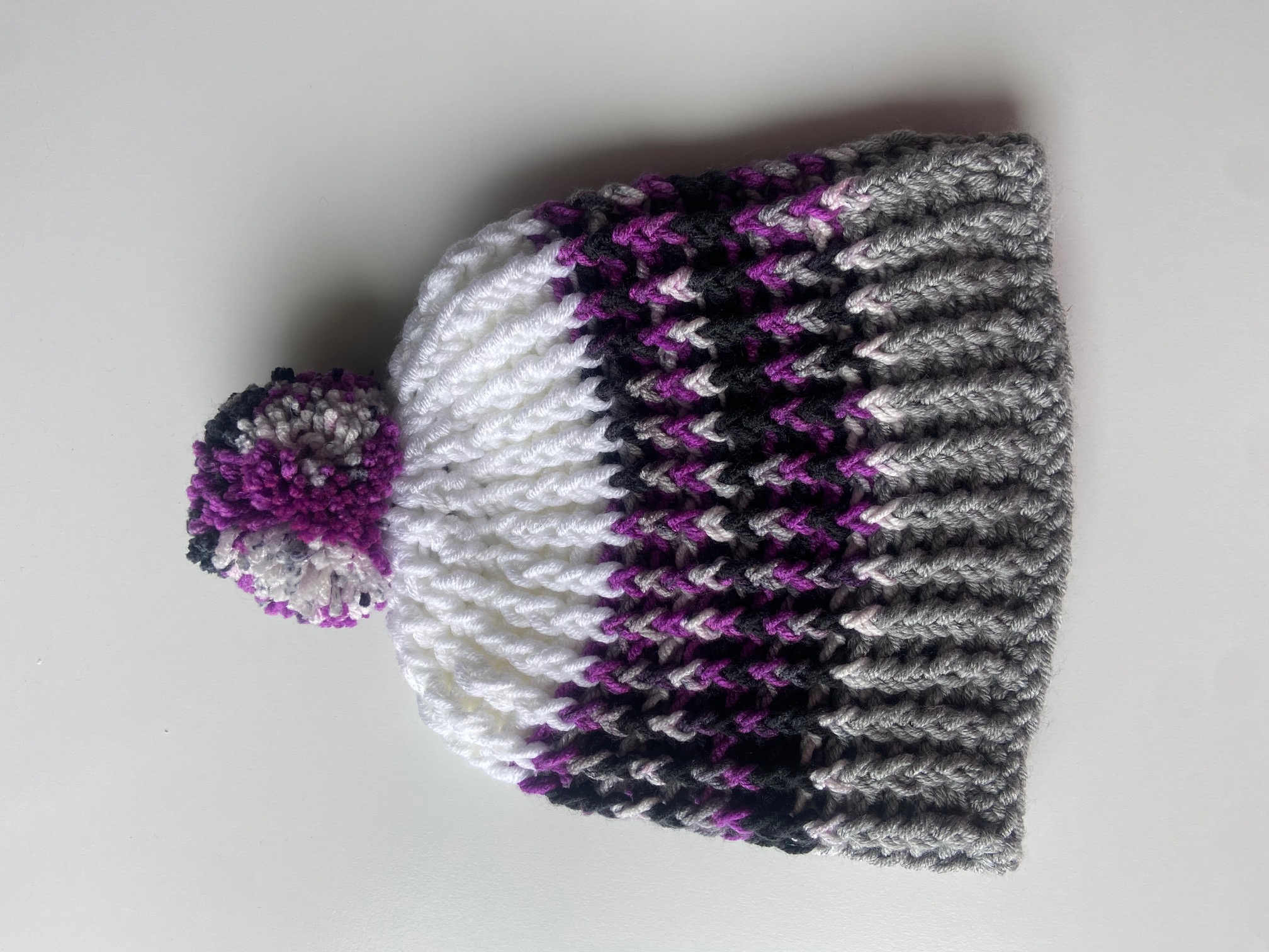 The Wild Cat Hat -- Original design -- Name inspired by the yarn